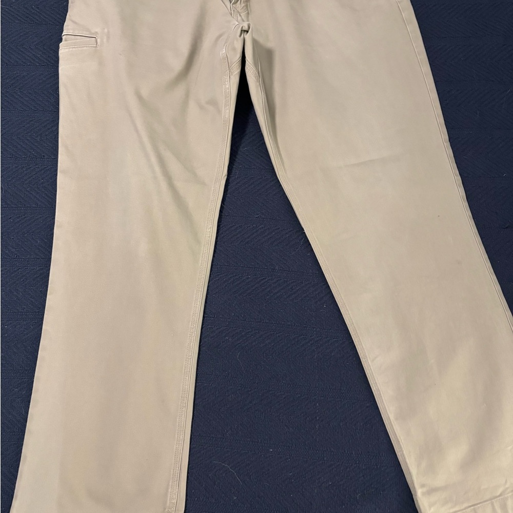 Duluth Trading Co Men's Khaki Chinos